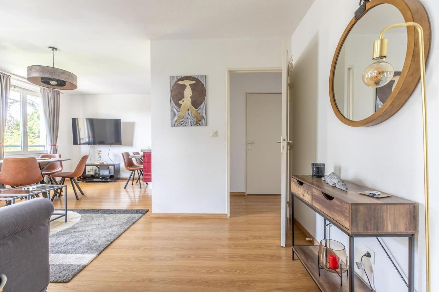 Le Clos Fleuri F3 Terrasse & Garage Clermont-Ferrand Eksteriør bilde